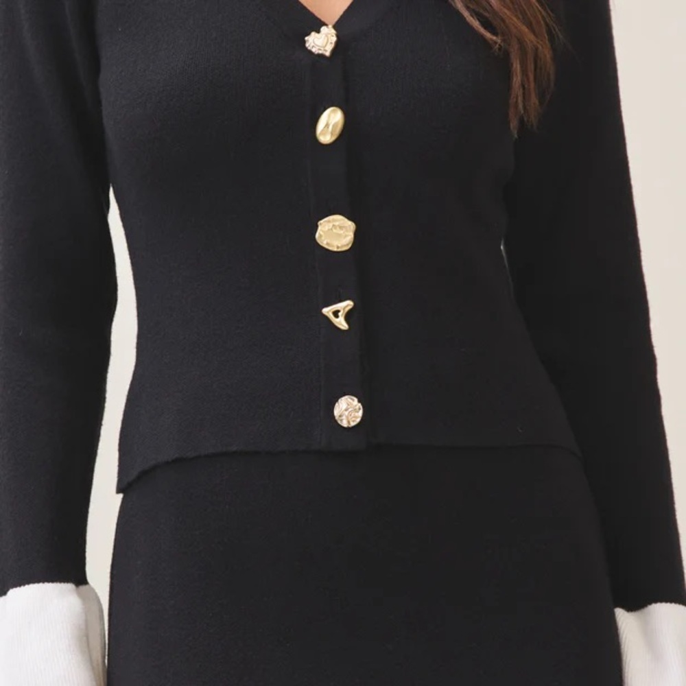 Chic Contrast Knit 2-Piece Skirt Set Gold Buttons Size Small - Picture 4 of 4